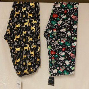 NWT  2 pairs of Forever 21 Holiday leggings 3X